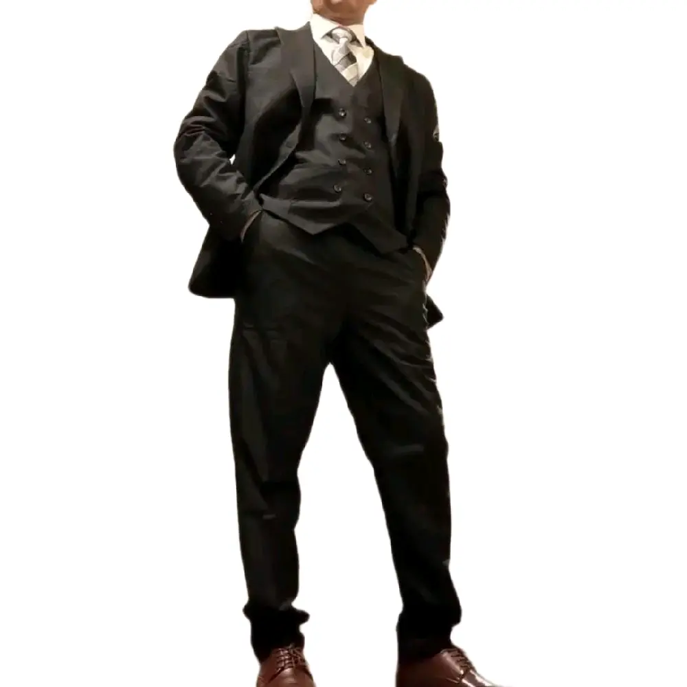 Elegant Black Suit with V-Neck and Long Sleeves, Perfect for Formal Occasions